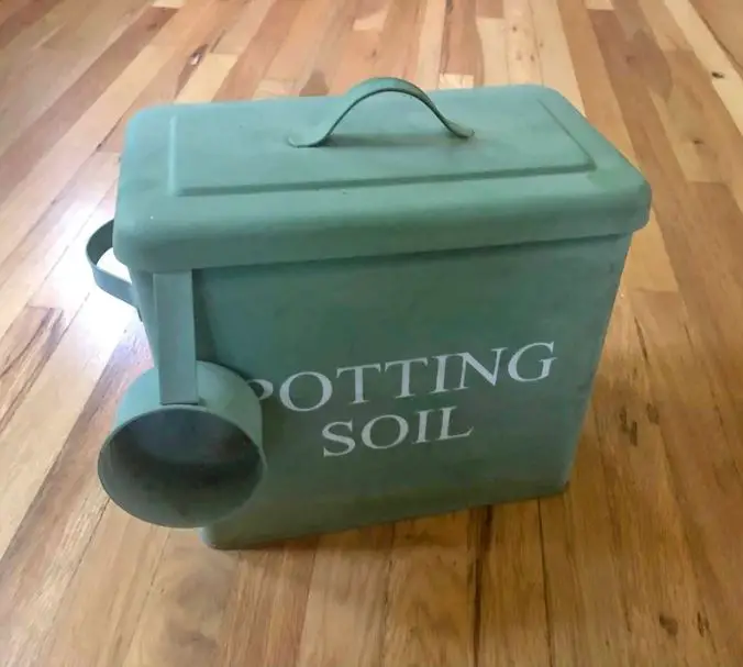 Potting soil box
